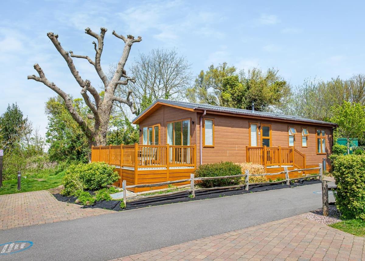 Canterbury Reach Lodge Retreat Petham Eksteriør bilde